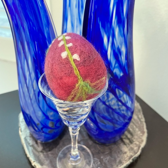 Hand crafted custom order needle felted eggs - Picture 15 of 16